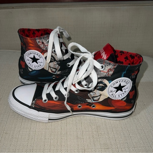 Converse Chuck Taylor Harley Quinn High Tops Mens’s Size 5 Women’s Size 7 - Picture 7 of 11